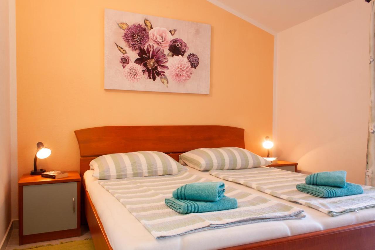 Marcel Apartment Mit Meerblick Trogir Luaran gambar