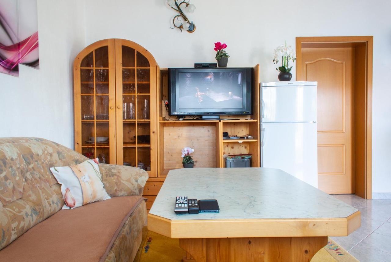 Marcel Apartment Mit Meerblick Trogir Luaran gambar